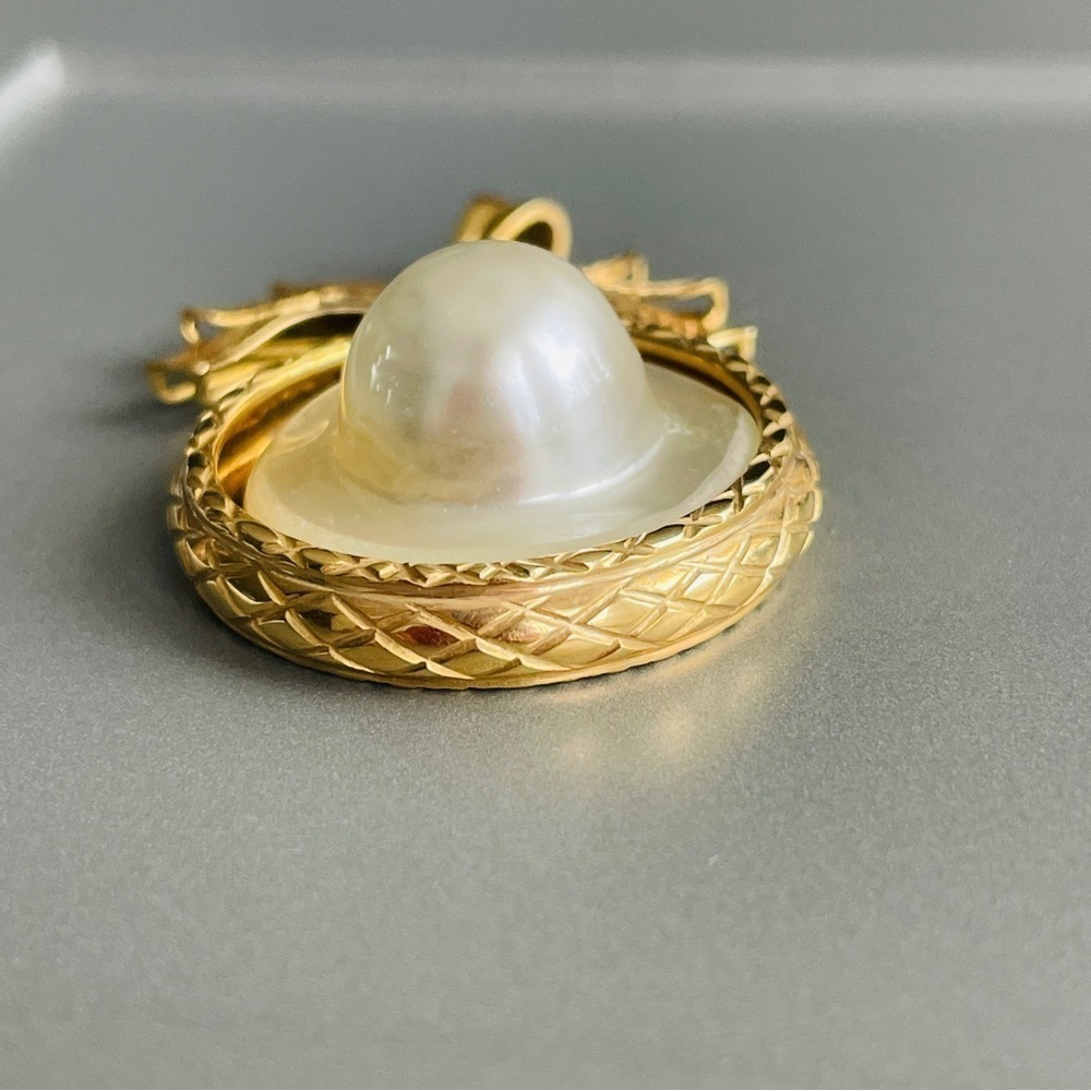 Estate 14k Yellow Gold Floating Mabe Pearl Ribbon Design Dangle Unique P… - Picture 4 of 9